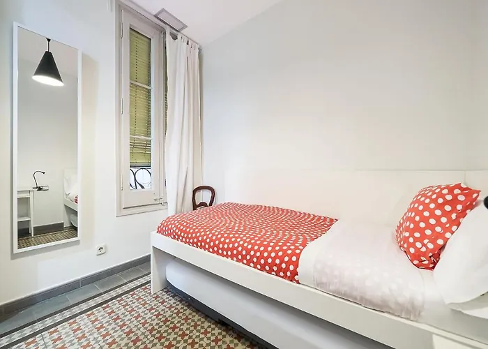 Belvilla By Oyo Rambla Paris * バルセロナ