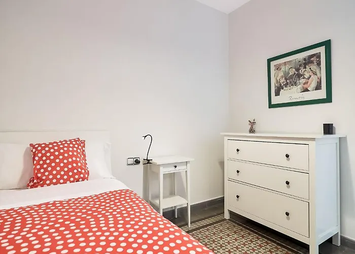 Belvilla By Oyo Rambla Paris *